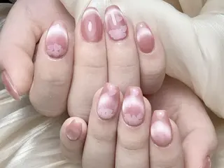 ネイル Hanya 🌈のネイルデザイン