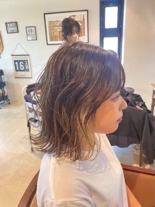 ミディアム ブリーチなしWカラー /酸性ストレート河本のヘアスタイル