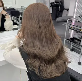 ロング カラー 🤍透明感推しカラー 🤍yui‪💞✨のヘアスタイル