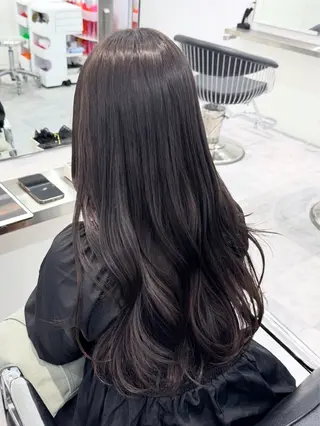 ロング カラー Parve  Mix 🫧梶川虹のヘアスタイル