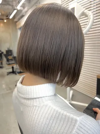 カラー hinata/ ハイトーンカラー🪽のヘアスタイル