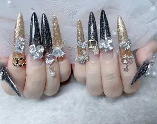 ネイル UMI ネイルサロン新宿🎀のネイルデザイン