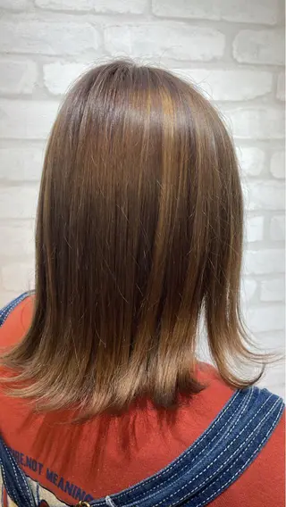 ミディアム カラー ヘアアレンジ ANDIAMO SAKAE  楓のヘアスタイル