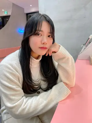 セミロング Misaki /ボブ/縮毛矯正のヘアスタイル