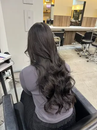 ロング カラー 韓国ヘア🇰🇷 YUKINAのヘアスタイル