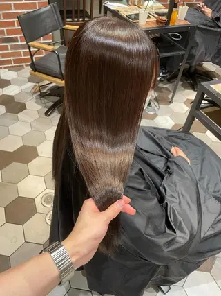 ロング 髪質改善、縮毛矯正 酸性縮毛矯正のヘアスタイル