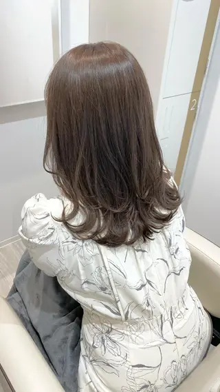 セミロング 似合わせ艶髪カラー ❤️ハダユミのヘアスタイル