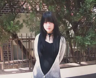 ロング カラー AIRA/ブリーチ ‪/透明感カラーのヘアスタイル