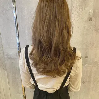 ミディアム カラー 髪質改善ｶﾗｰ ｹｱﾌﾞﾘｰﾁ/ﾀﾑのヘアスタイル