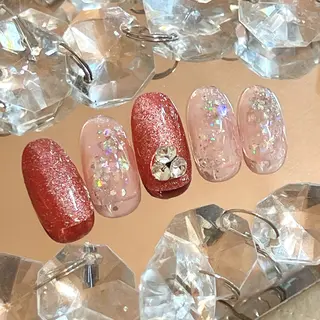 ネイル キャンアイドレッシー六本木店所属・MIKA／耳ツボ ／マグネットネイルのネイルデザイン