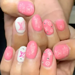 ネイル es nailのネイルデザイン
