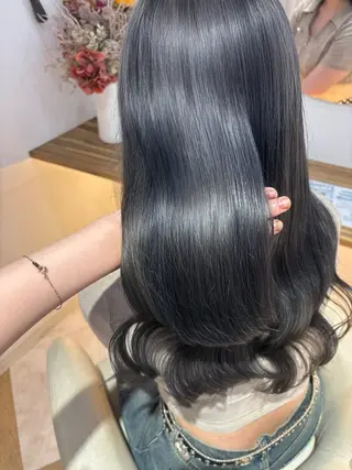 ロング カラー 🍒しの🍒 ハイトーン/カットのヘアスタイル