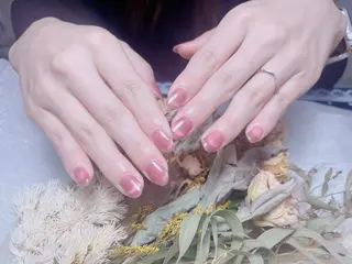 ネイル KARI ネイルサロンのネイルデザイン