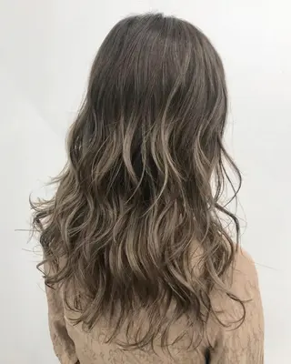 ロング カラー 【公式】amble luxe池袋東口🩷のヘアスタイル