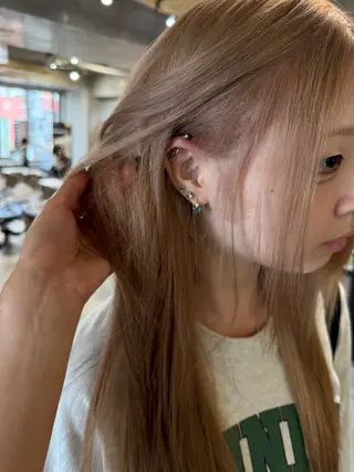 ロング レイヤーカット\ウル フ　chinatsuのヘアスタイル