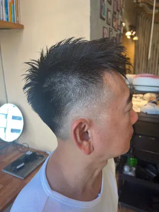 ショート BEACH　HAIR&NAIL所属・両国駅徒歩1分⭐️ アイロン仕上げのヘアスタイル