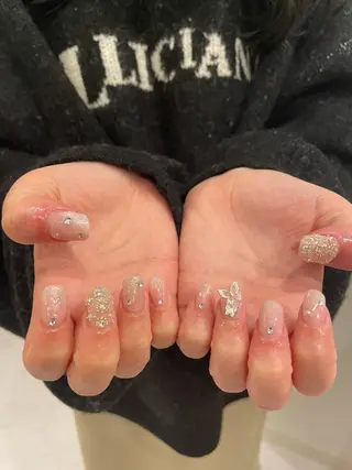 ネイル 束感まつ毛/ネイル/ LED♥KIRARAのマツエク・マツパデザイン