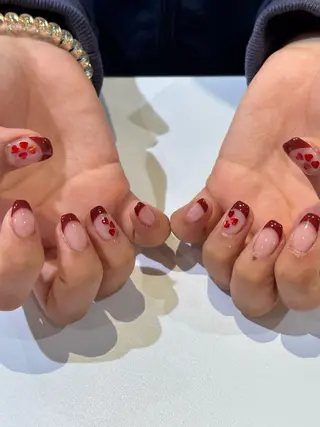 ネイル REINA .のネイルデザイン