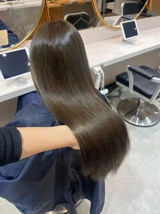 ロング 韓国レイヤーカット/ ハイトーン/マアヤのヘアスタイル