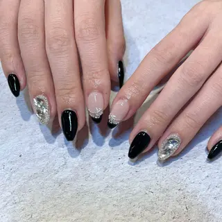 ネイル 友野 遥のネイルデザイン