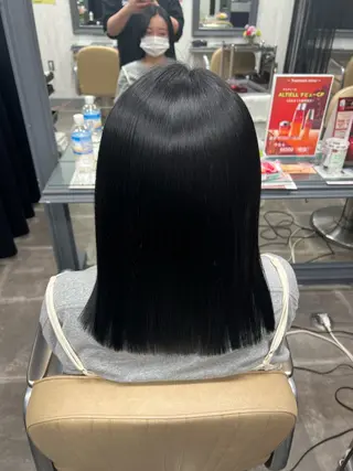 セミロング アートラッシュフォーヘア所属・柴田 新菜のヘアスタイル