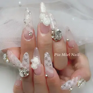 ネイル Pio Mielのネイルデザイン