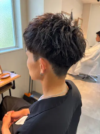 メンズ フェザーパーマ/韓国 /メンズカット/保立のヘアスタイル