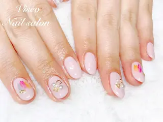 ネイル Viseo《6週間 長持ちパラジェル》のネイルデザイン