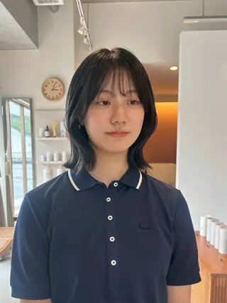 ミディアム レイヤーカット/ツヤ 縮毛矯正/アチワのヘアスタイル