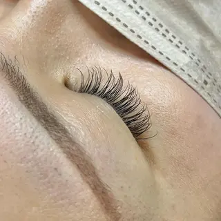 マツエク・マツパ MIMI RUSH 安城 jubilee店所属・鍋田 彩歌のマツエク・マツパデザイン