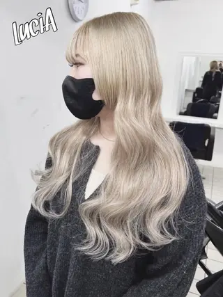 カラー ロング エクステ LuciA\5900のヘアスタイル