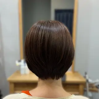 ショート カット 🌸 飯野 舞桜のヘアスタイル