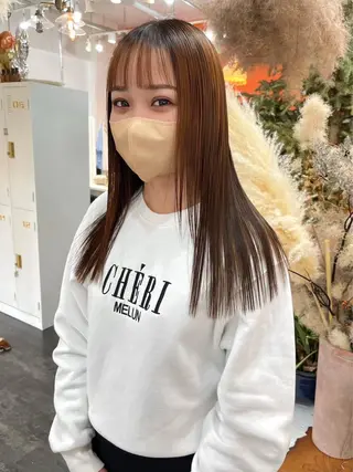 ロング ｰYUIMARLｰ momokaのヘアスタイル