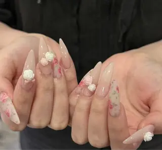 ネイル NiJi Nailsのネイルデザイン