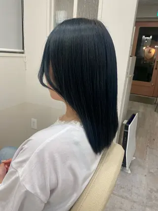 ミディアム 佐々木 雪菜のヘアスタイル