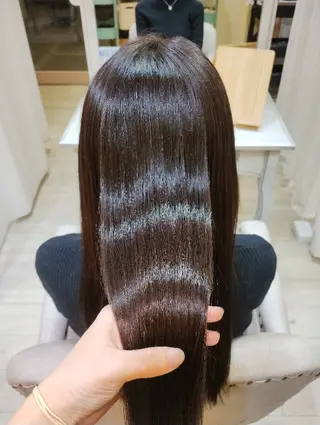 ロング amiu/カラー/ス パ🐰土井志歩のヘアスタイル