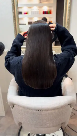 ロング 髪質改善講師経験者 山内祐作のヘアスタイル