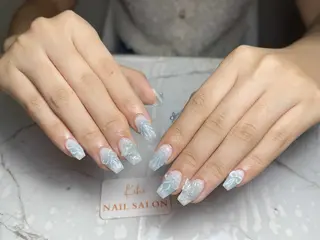 ネイル 💕鈴木ユリ パラジェル/オフ無料のネイルデザイン