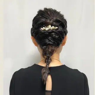 ミディアム ヘアアレンジ CHATEAU TERRACE所属・似合うヘアメイク🪞 CHATEAUのヘアスタイル