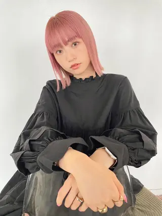 カラー 透明感ブリーチ ハイトーンウエダのヘアスタイル