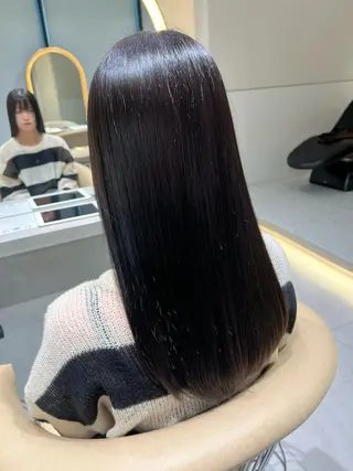 ロング 福岡縮毛矯正✨️ ストレート 向井和輝のヘアスタイル