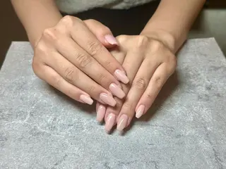 ネイル Roy 心斎橋店所属・Roy 心斎橋 IINUMAのネイルデザイン