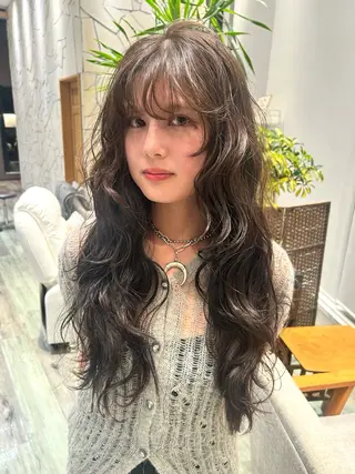 ロング パーマ k-twoあべのキューズモール店所属・k-two☁あべの/ 艶感カラー/Touaのヘアスタイル