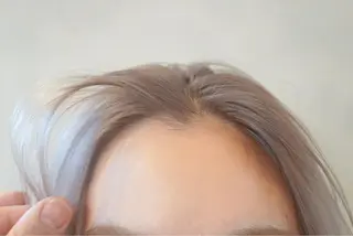 ミディアム カラー ハイトーン特化サロン 代表　中谷蓮のヘアスタイル