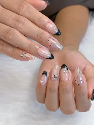 ネイル Luxe Nailのネイルデザイン