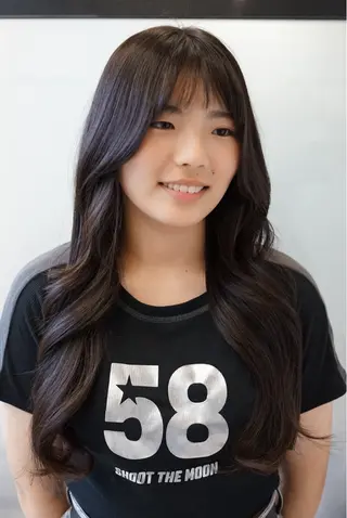 ロング 大阪/心斎橋 レイヤー/勇介のヘアスタイル