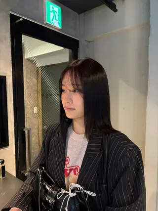 ミディアム 透明感・美髪 monsoワニベユナのヘアスタイル