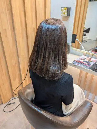 ミディアム koto💭 コトのヘアスタイル