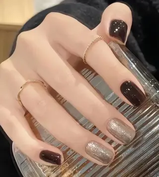 ネイル 高木 維麗絲のネイルデザイン