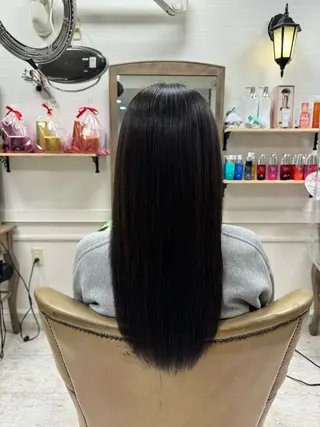 ロング カラー 鶴田 琴美のヘアスタイル